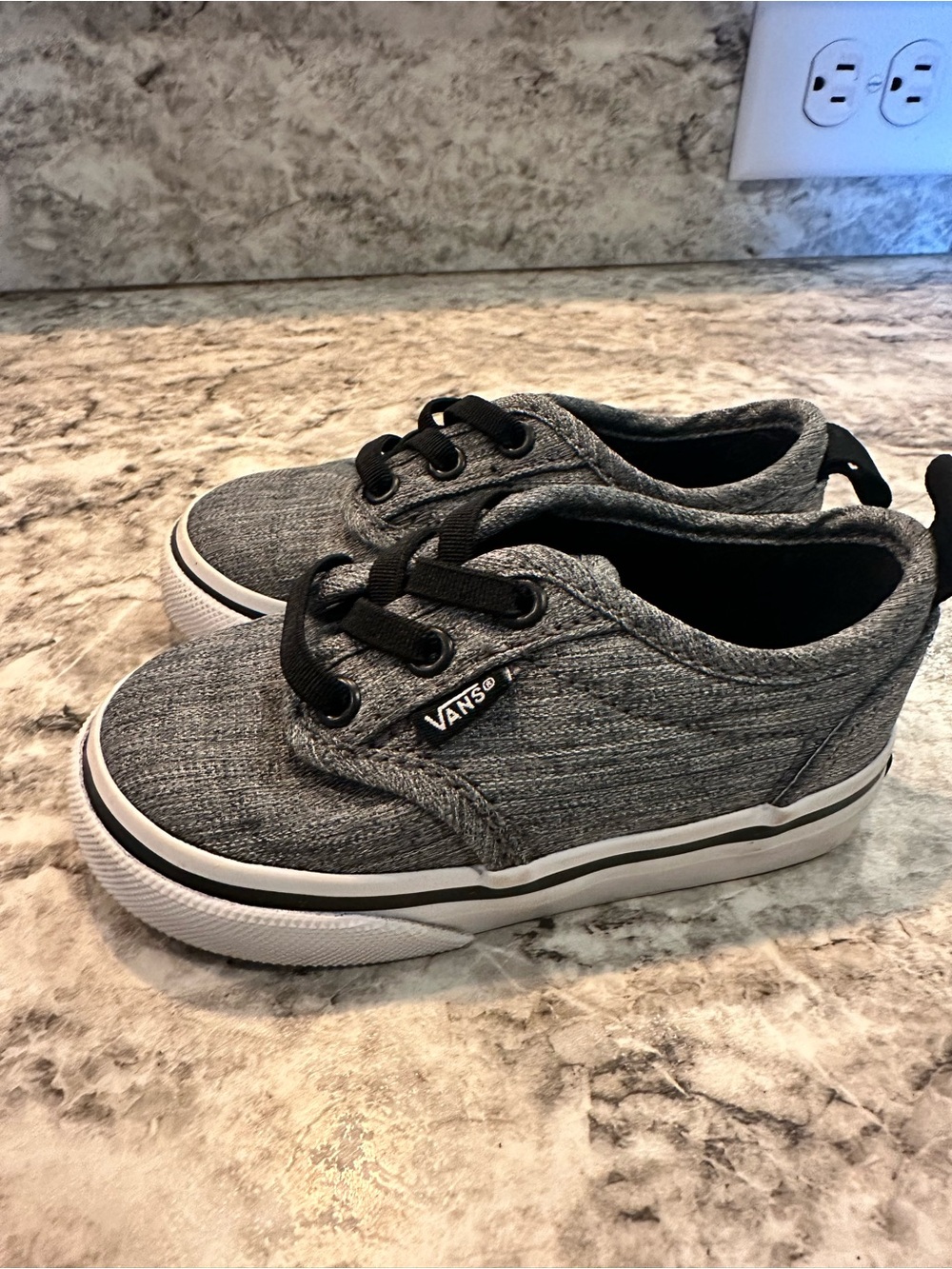 Vans Kids Gray Low-Top Canvas Sneakers with Black Accents